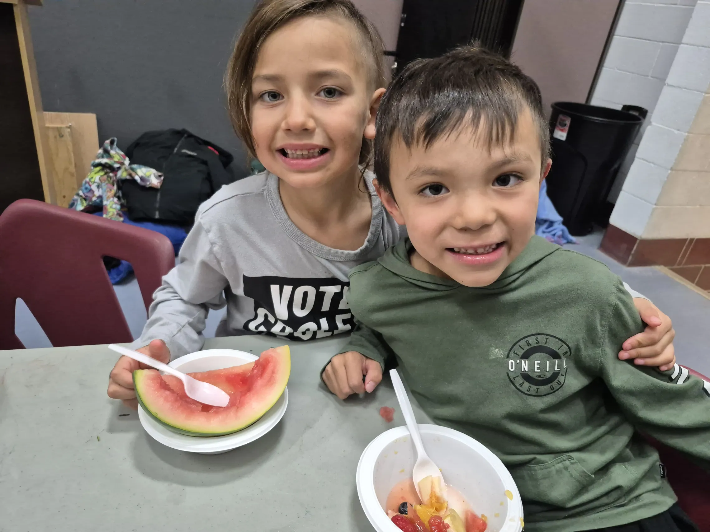 2026_march_-_beyond_the_bell_six_nations_-_reading_fruit_tree_initiative_-_harvest_day_lunch_party_kids_eating_fruit_bowls
