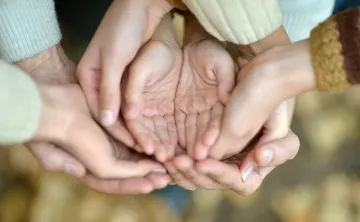 Hands in hands in hands