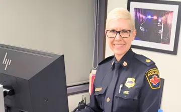 y_i_walk_robin_long_walk_home